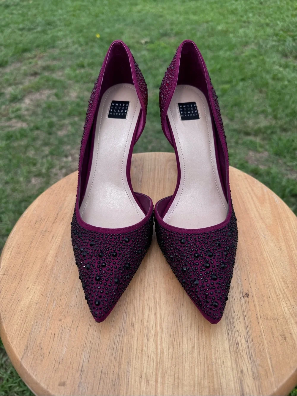 Ladies White House Black Market Burgundy Crystal-Embellished Pointed Pumps